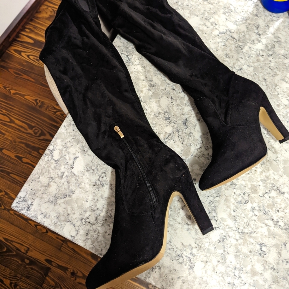 Black Velvet Over Knee zip boots tall high Cato Sz 10